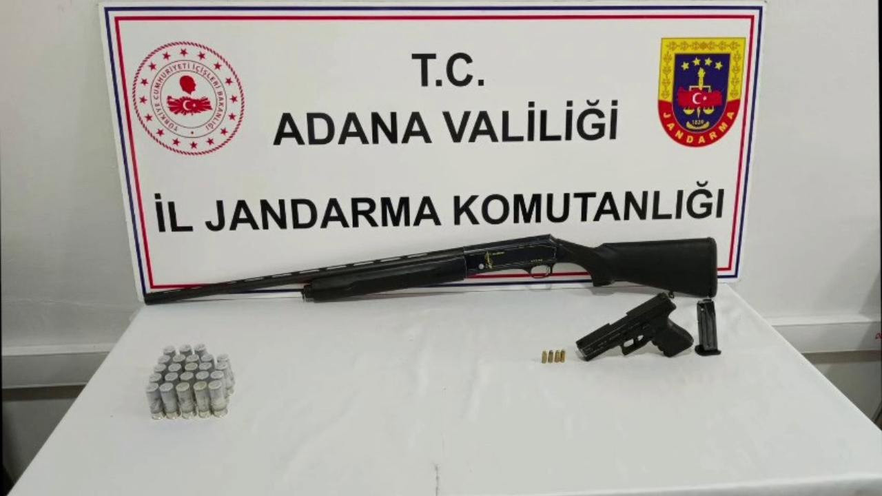 Ceyhan’da ruhsatsız silah operasyonu: 4 gözaltı