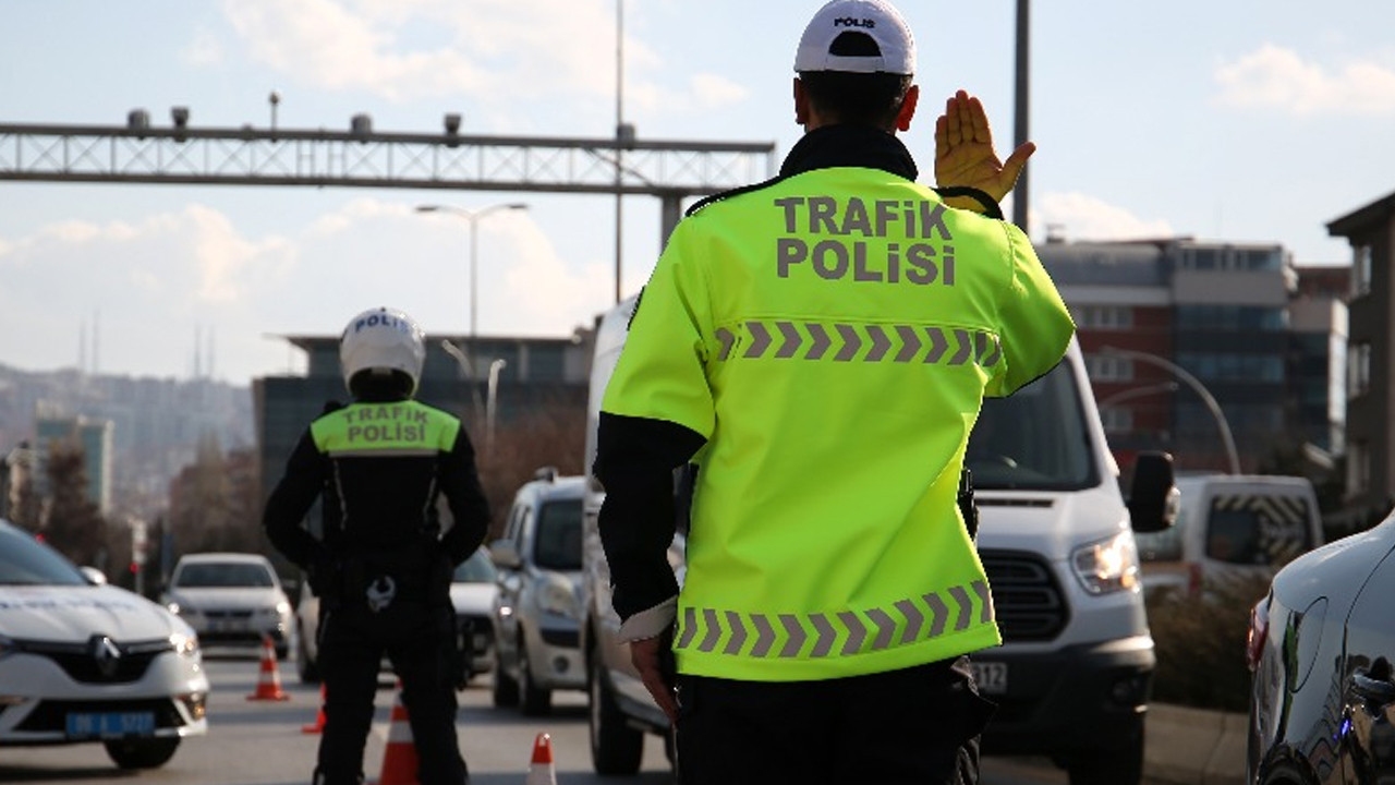 Denetim noktalarını ifşa edenlere operasyon: 36 kişi gözaltında