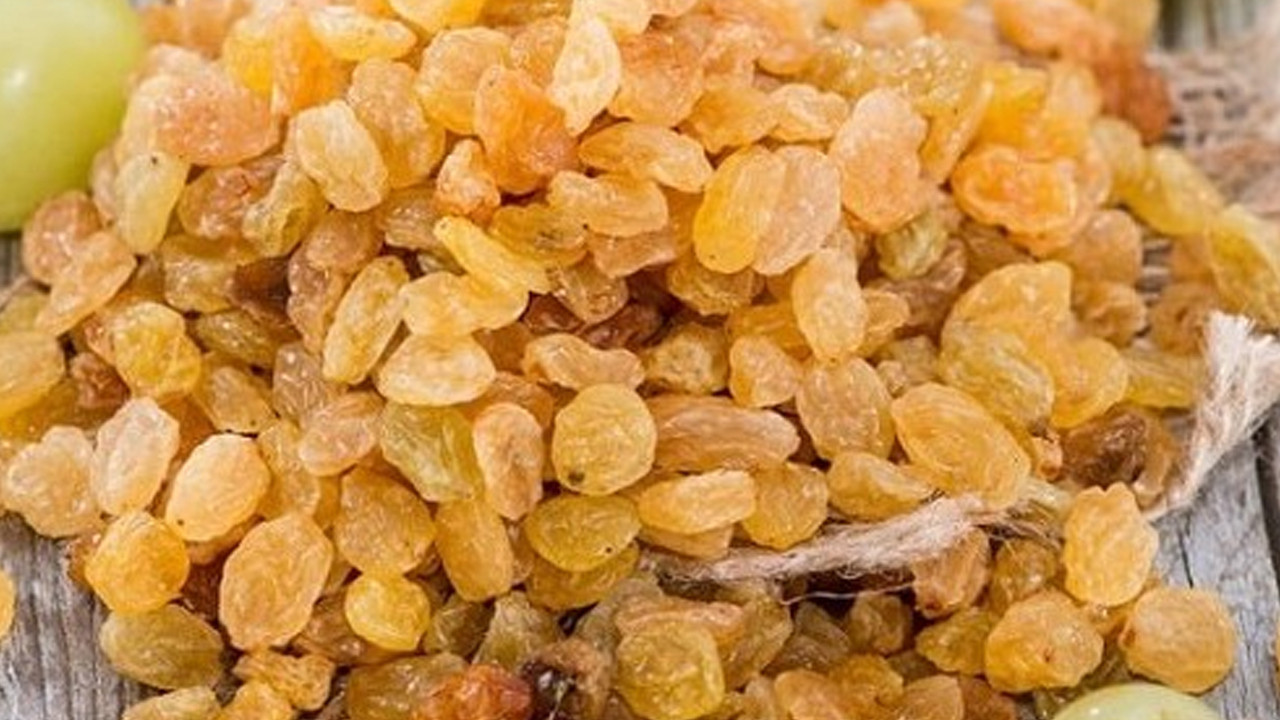TARİŞ sezonu açtı: Kuru üzüm avans fiyatı belli oldu