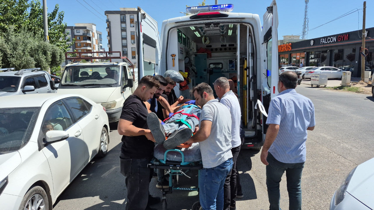 Adıyaman’da motosiklet kazası: Sürücü hastaneye ka…