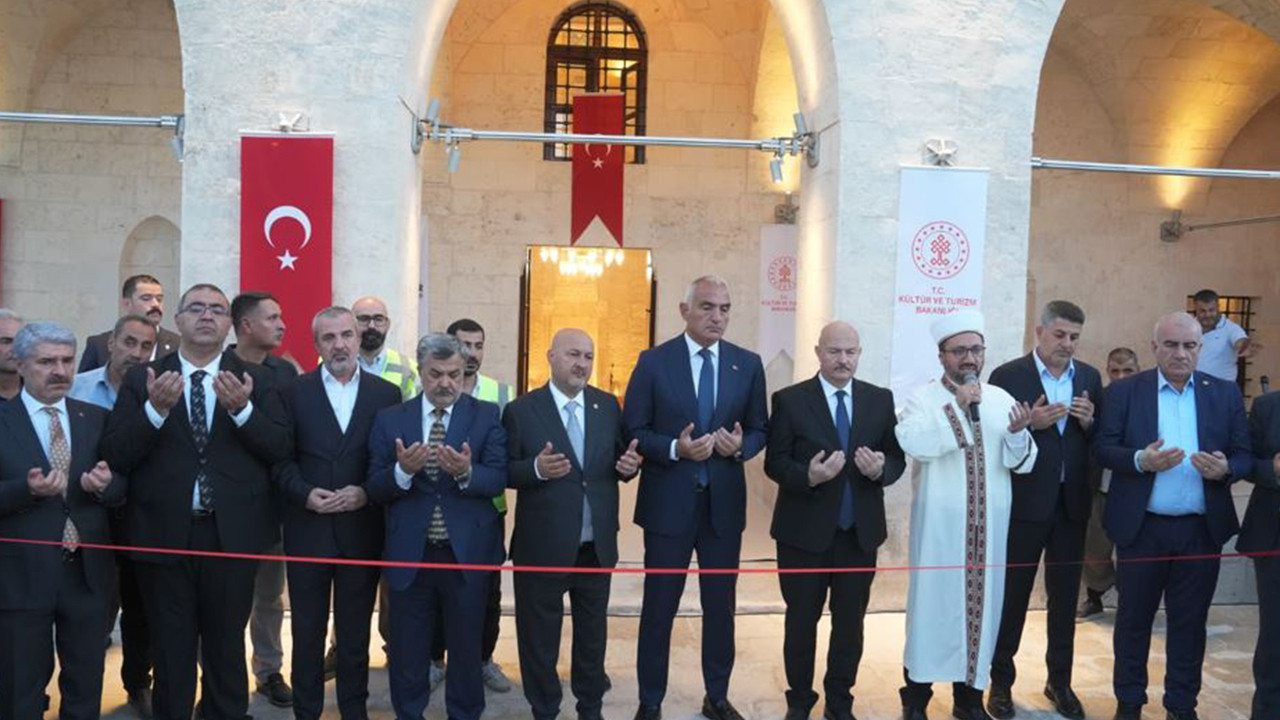 Bakan Mehmet Nuri Ersoy Perre Antik Kenti'ndeki çalışmaları yerinde inceledi