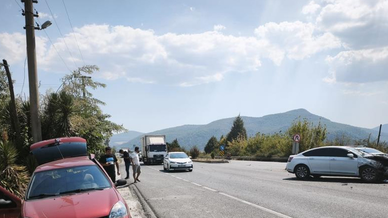 Kavşakta çarpıştılar: Muğla-Aydın karayolunda kaza