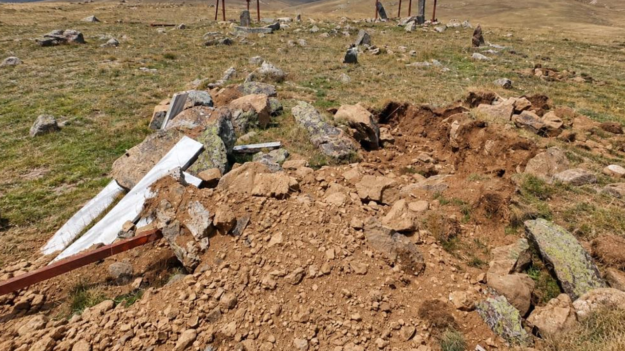Gümüşhane'de tarihi Osmanlı-Rus Harbi mezarlığı tahrip edildi