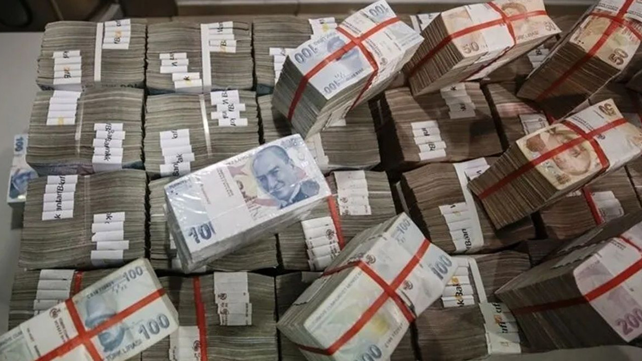En büyük 10 banka ilk yarıda rekor kar