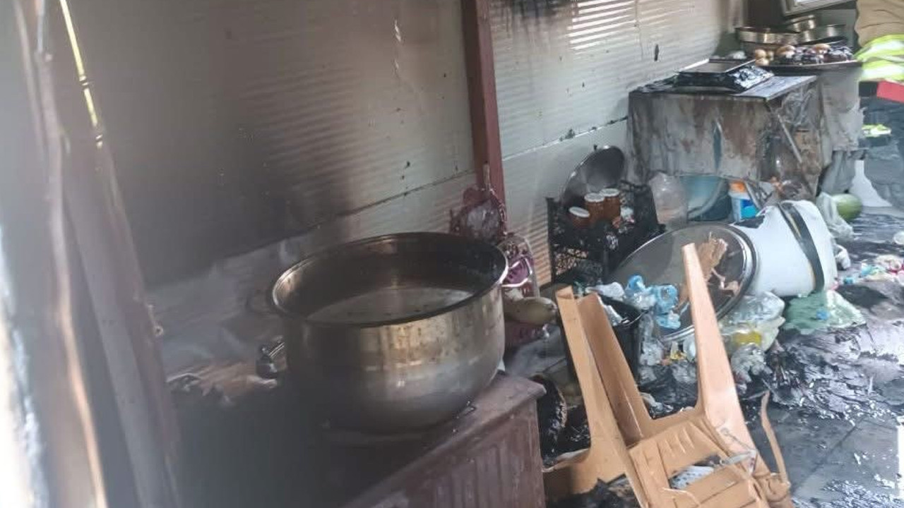Hatay Arsuz’da ev yangını: Bir ev hasar gördü