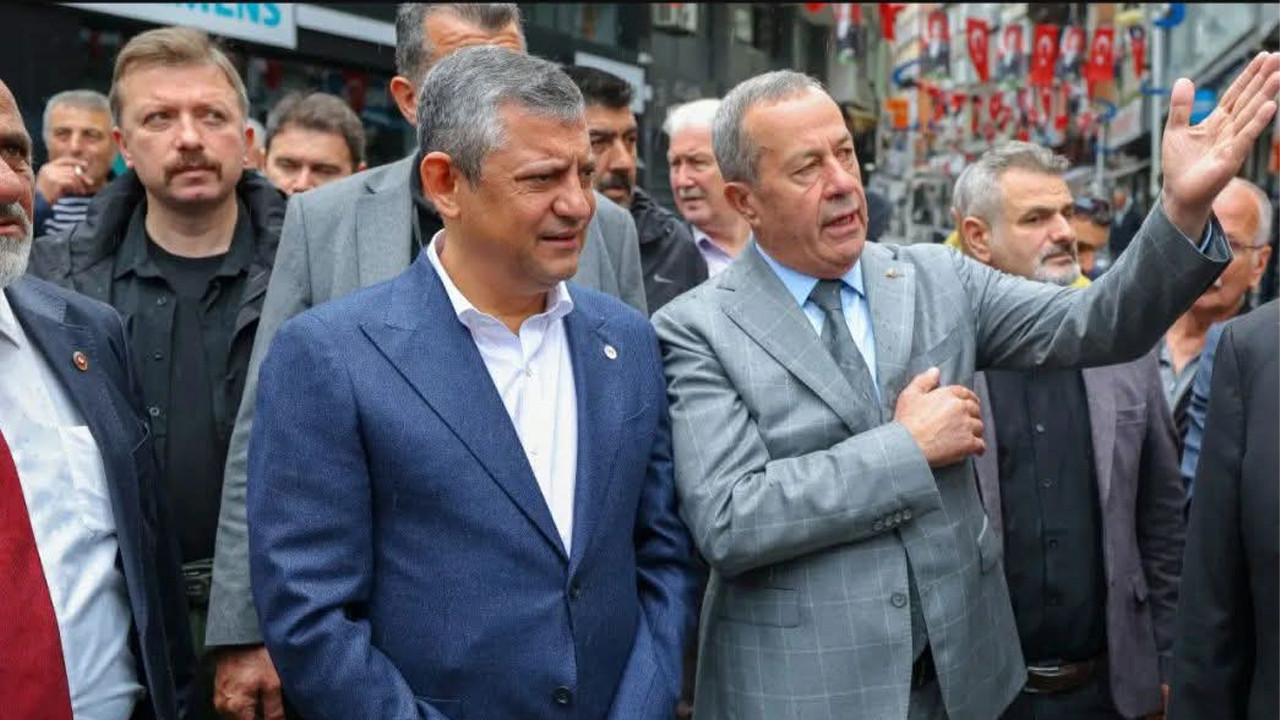 YENİ Parti lideri Özgür Özel Pazar’da esnafla kahvaltıda buluştu