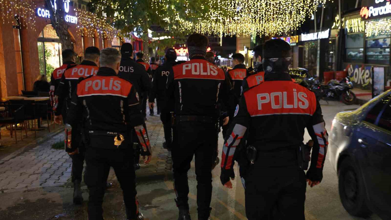 Elazığ’da öğrencilerin yoğun olduğu alanlar denetlendi