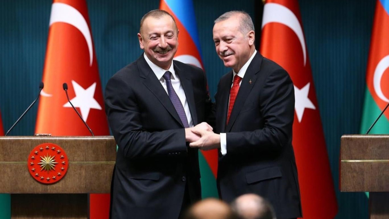 Azerbaycan’ın 31 kişilik yasak listesinin perde arkası: Saral talebi ve hesap listesi