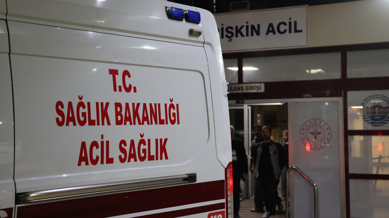 Sahilde akılalmaz saldırı: Kavga ettiği kişinin kulağını ısırarak kopardı