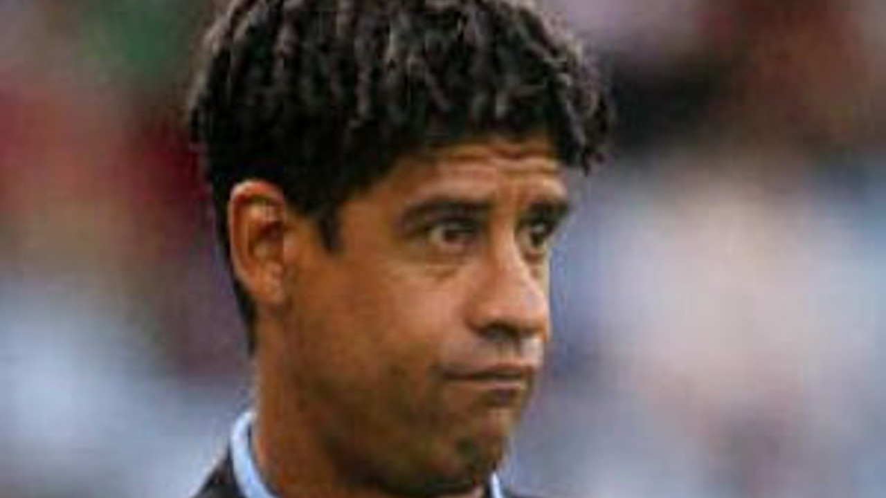 Rijkaard transfere el koyacak