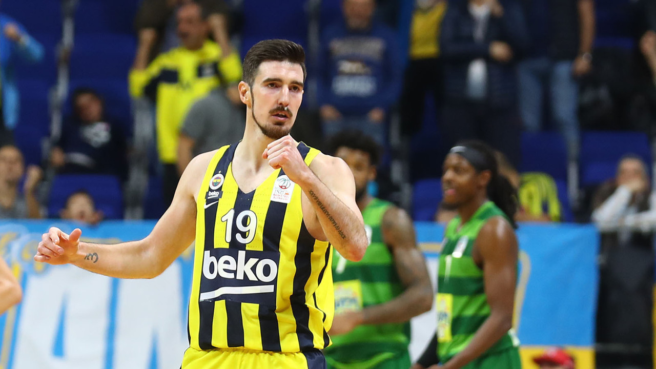 Nando De Colo, 1 sezon daha Fenerbahçe Beko'da