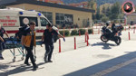 Levye ile başına vurdu, pompalı tüfekle karşılık verdi