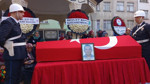 Kalp krizi sonrası hayatını kaybeden polis memuru son yolculuğuna uğurlandı