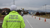 Trafik g&uuml;venliğini tehlikeye d&uuml;ş&uuml;rd&uuml; b&uuml;y&uuml;k ceza aldı