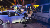 Alanya’da iki otomobil çarpıştı: 3 yaralı
