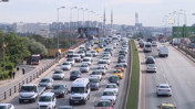 Başkentte ilk mesai gününde trafik yoğunluğu
