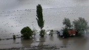 Kazova’da doğal afet: Ekili araziler göle döndü, çiftçi çaresiz bekliyor