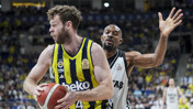 Fenerbahçe Beşiktaş'ı 25 sayı farkla yenerek finalde seriyi eşitledi