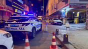 Ey&uuml;psultan&rsquo;da motosikletli ş&uuml;phelilerden silahlı saldırı: 1 yaralı