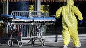 Fransa'da Ebola virüsü şüphesiyle 5 kişi karantinaya alındı