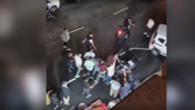 Zabıta esnaf arasında tekmeli yumruklu kavga: Polis devreye girdi