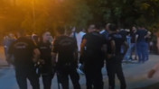 &Ouml;nce sokağı sonra da hastaneyi birbirine kattılar: İki ailenin sonu karakol oldu