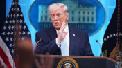 Trump’tan Umman’a açık tehdit: “Önümüze çıkarsa fena halde bombalarız”