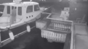 Üsküdar'da yolcu vapuru yalıya çarptı