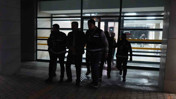 Rüşvet soruşturmasında polis ve mübaşire tutuklama kararı