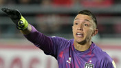 Fernando Muslera &uuml;&ccedil; penaltı kurtardı: Estudiantes&rsquo;i finale taşıdı