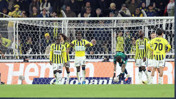 Fenerbahçe taraftarı isyan etti: Kadıköy'de yönetime istifa tepkisi