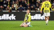 Fenerbahçe'de Kerem Aktürkoğlu taraftarın ıslık protestosuna tepki gösterdi