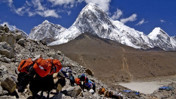 Nepal'de turizm için flaş karar! 97 zirve iki yıl ücretsiz olacak