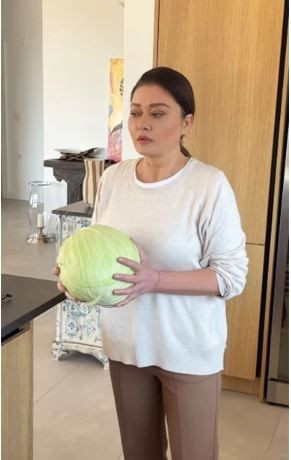 Şehir hayatını silip attı: Pancar tarlasından ağaç tepesine... Nurgül Yeşilçay adeta yılların köylüsü - Resim: 4