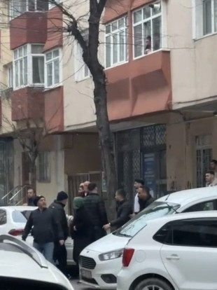 Pide i&ccedil;in park yeri kavgası: Tekmeler ve yumruklar konuştu - Resim : 3