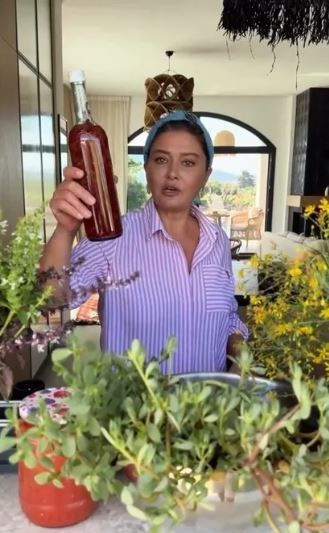 Nurgül Yeşilçay’dan avokado trendine patlıcanlı kabaklı gönderme - Resim: 2