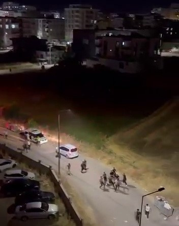 Birbirlerine acımasızca saldırdılar: Adıyaman’da kavga - Resim : 1