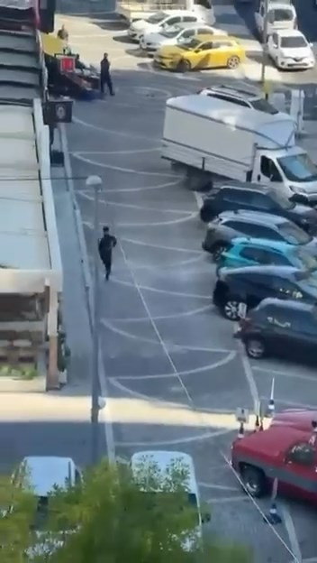 Esenyurt’ta kuyumcuya silahlı saldırı düzenlendi - Resim : 4