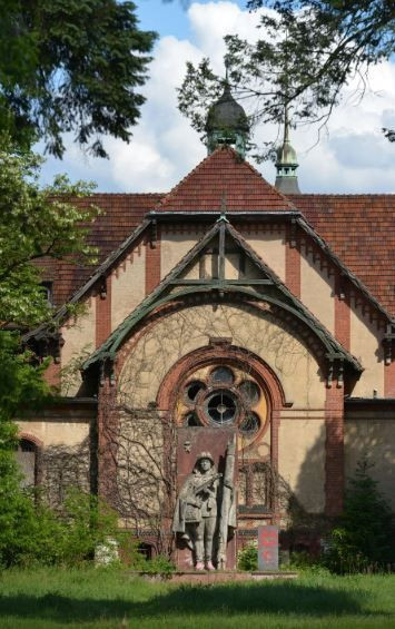 Dünyanın en karanlık hastanesi... Hitler’in odasından katillerin av sahasına - Resim: 1