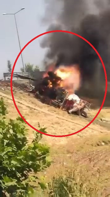 Şarampole devrilip yanan araçtan son anda kurtarıldı: O anlar kamerada - Resim : 2