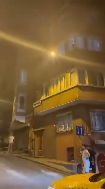 Sokaktan çivi ve bilye fışkırdı: Beyoğlu’ndaki patlamada mucize kurtuluş - Resim : 1
