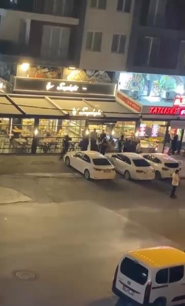 Dört kadın birbirinin saçını yoldu: Beylikdüzü’nde kavgayı ayırmak kolay olmadı - Resim : 4