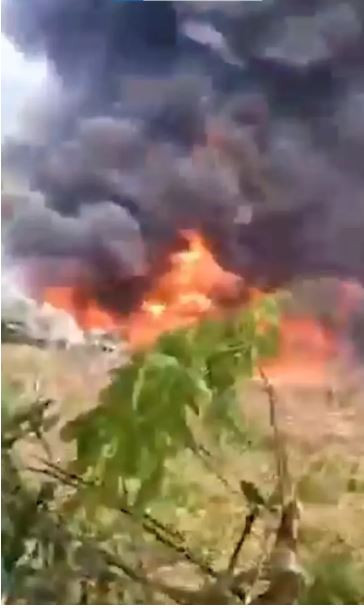 Kolombiya'da askeri uçak düştü: 90 kişi hayatını kaybetti - Resim : 1