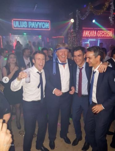 Sosyal medyada gündem oldu: NATO liderleri hamamda, piknikte, camide - Resim: 11