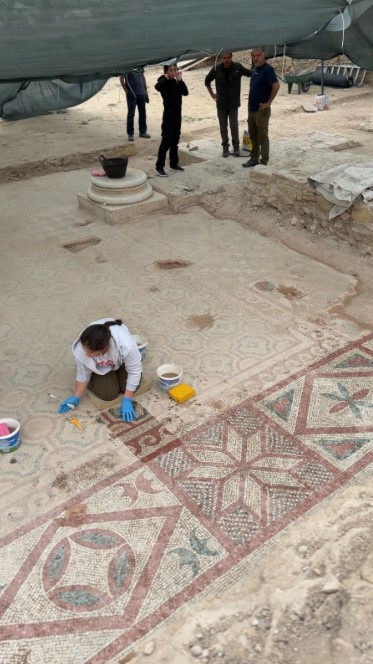 Pompeiopolis’te binlerce yıllık sürpriz: 105 metrekarelik mozaik - Resim : 3