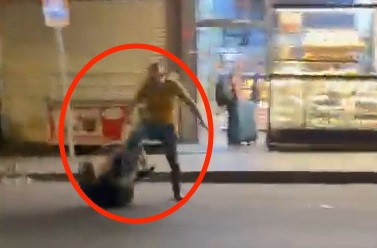 Gözleri hiçbir şeyi görmedi: Diyarbakır'da ekmek kavgası - Resim : 2