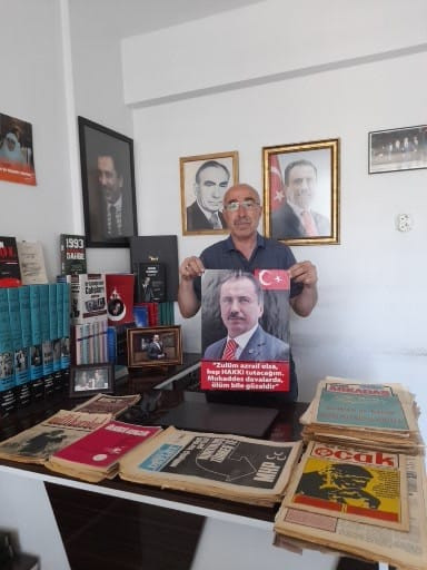 Hakkı Öznur: Muhsin Yazıcıoğlu’na Trabzon’da “fotoğraflı komplo” kurmaya kalktılar - Resim : 1