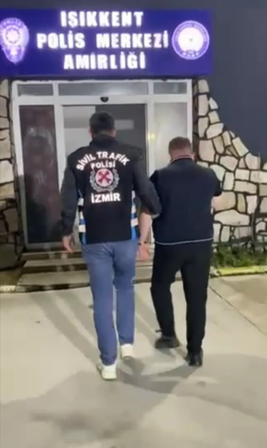 İzmir Bornova'da drift atan sürücüye 140 bin TL ceza - Resim : 1