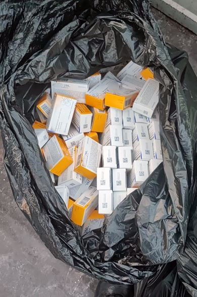 Doktoru bile kandırmışlar: Bu da reçete çetesi - Resim : 4