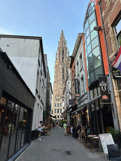 Anvers sokaklarında sanat, lezzet ve yaşam - Resim : 7